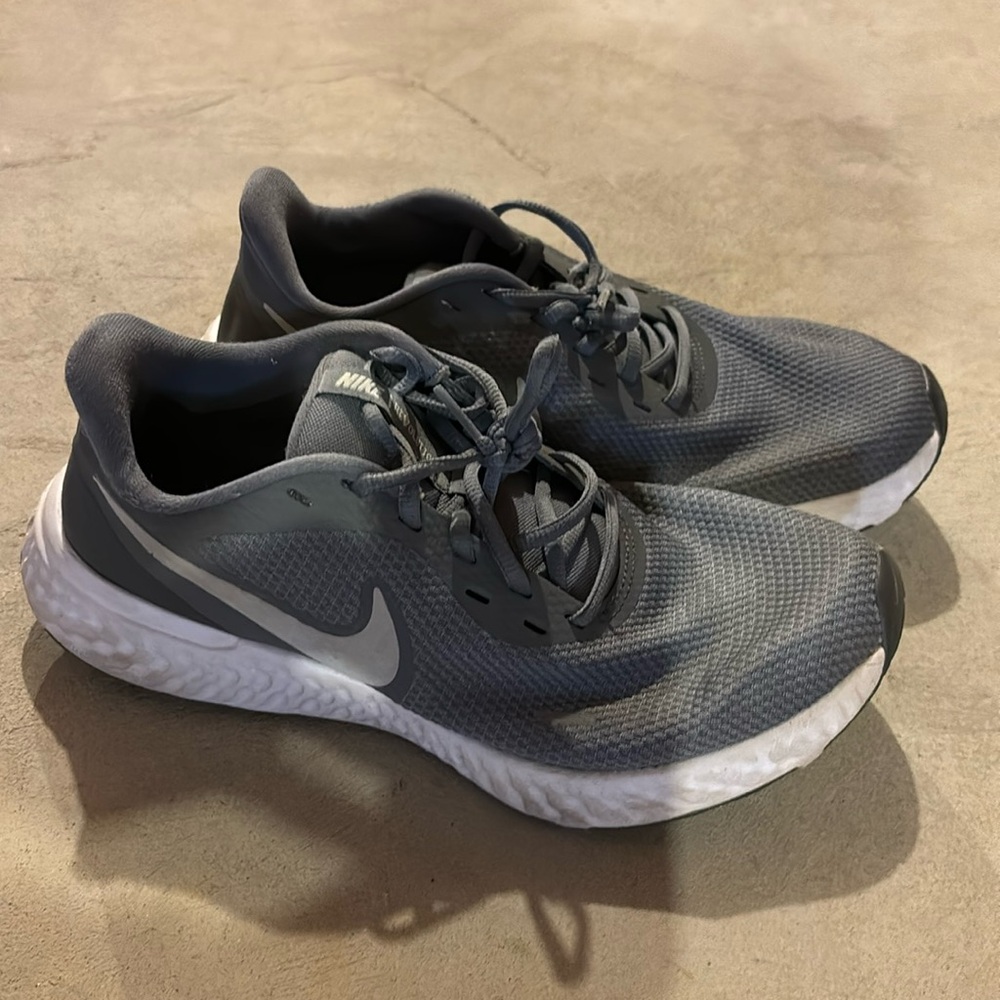 Nike sneaks